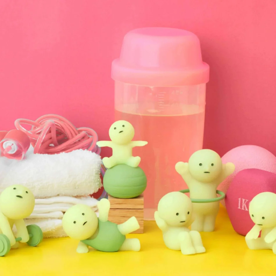 Glow In The Dark Mini Figure S - Yoga Fitness Tva ulasan dan harga